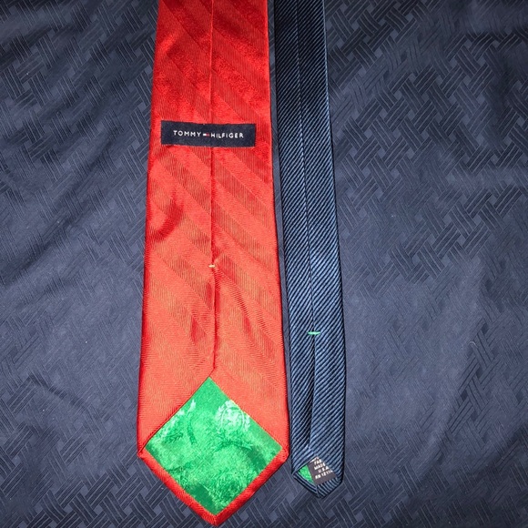 Tommy Hilfiger red and blue colorblock tie - Picture 2 of 3